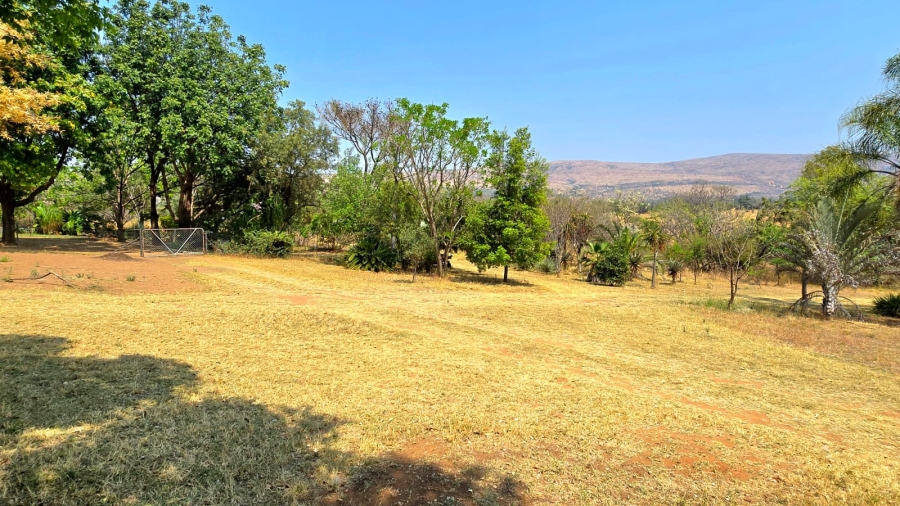 Commercial Property for Sale in Rhenosterhoek A H North West